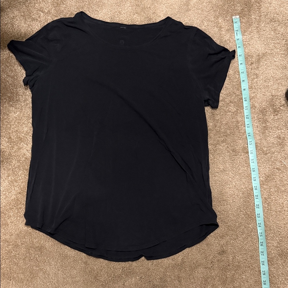 lululemon athletica Black Short Sleeve Tee